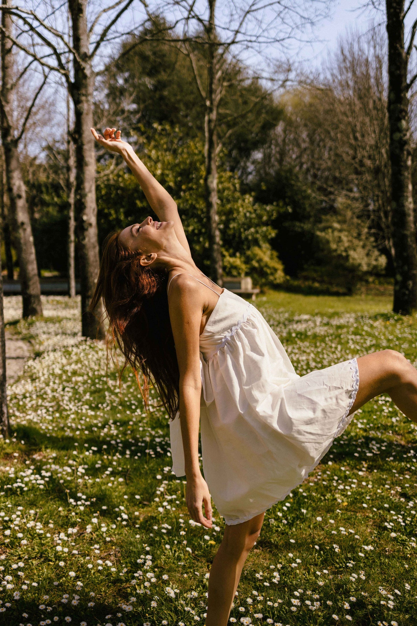 Joy dress | White in linen fabric