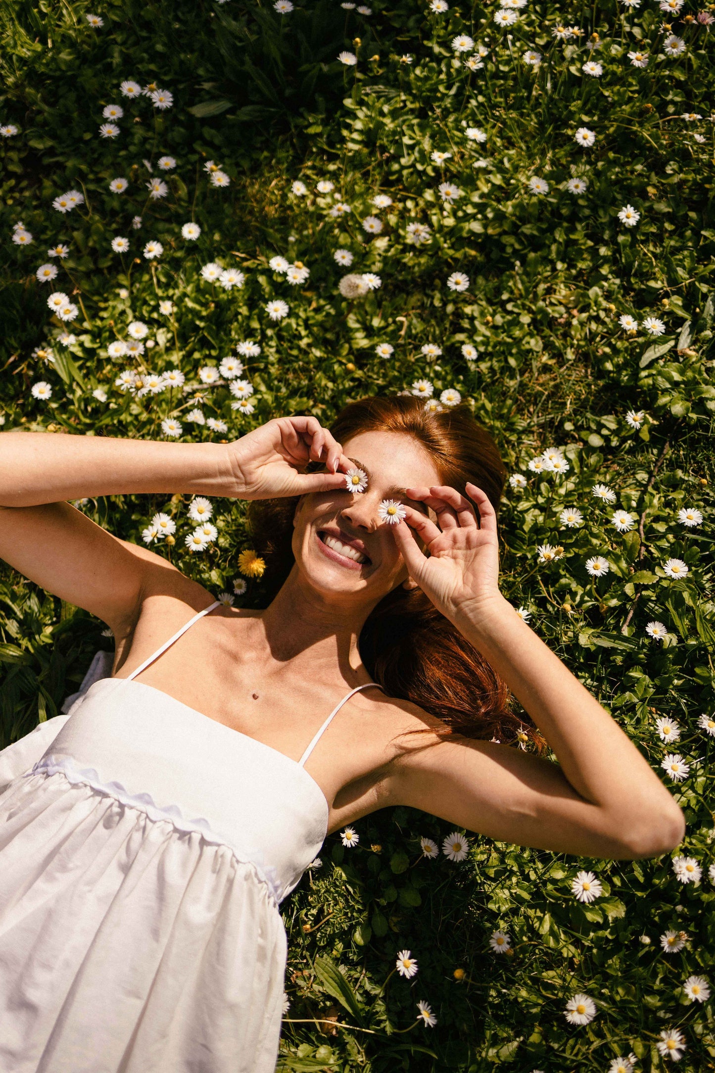 Joy dress | White in linen fabric