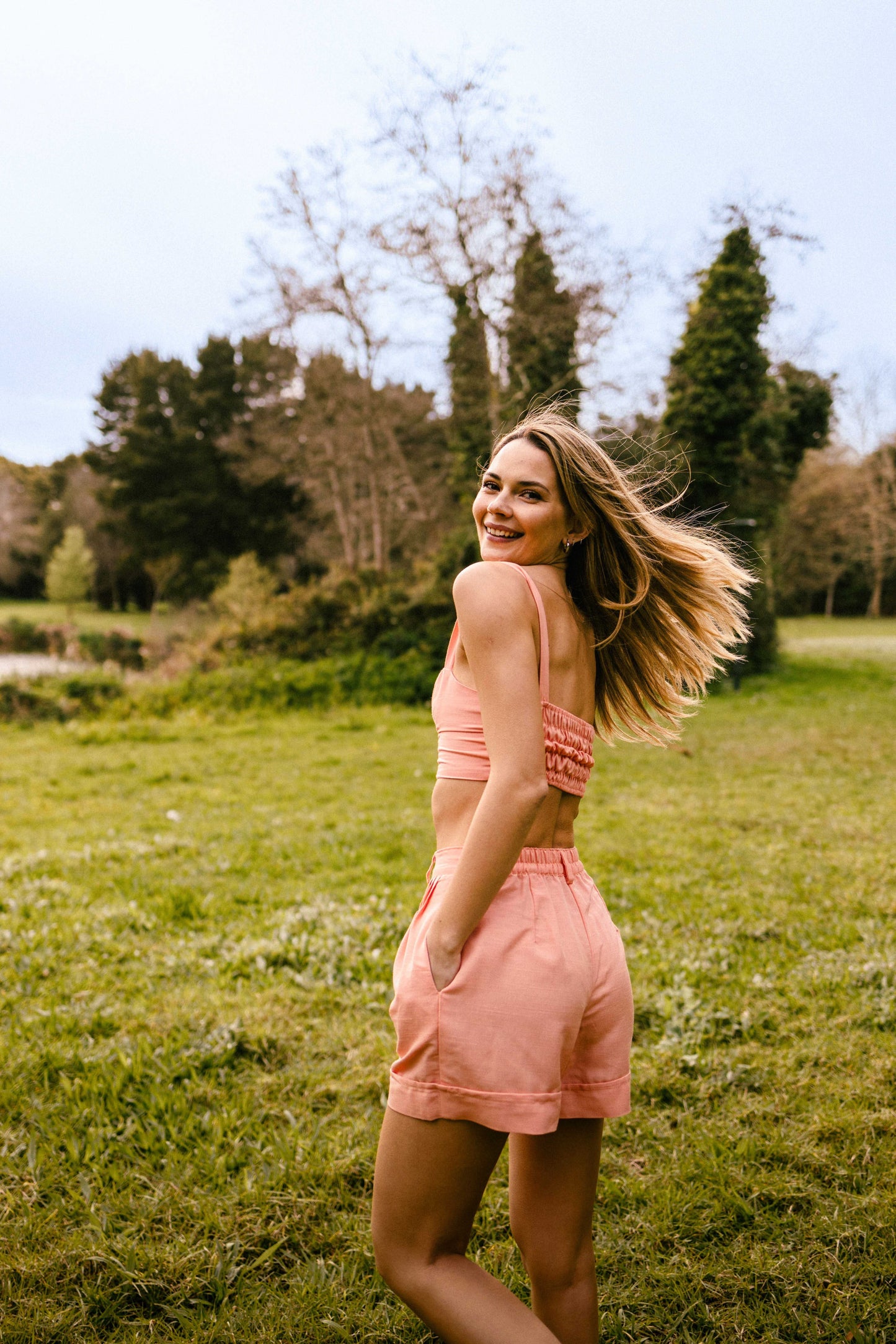Glee Crop Top | Coral in linen fabric