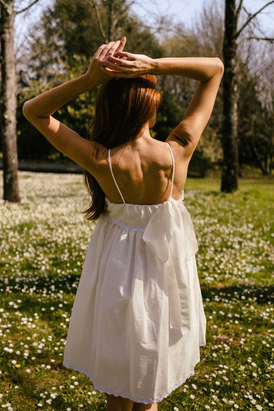Joy dress | White in linen fabric